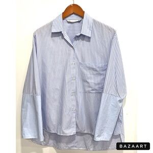 Zara Trafuc button down women's stripped bleu and white blouse sz:small